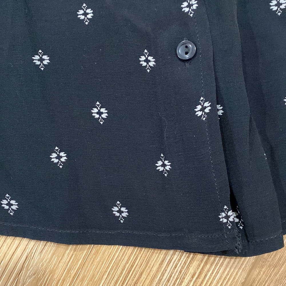 Something Navy Black Button Down Blouse Puffy Sle… - image 4